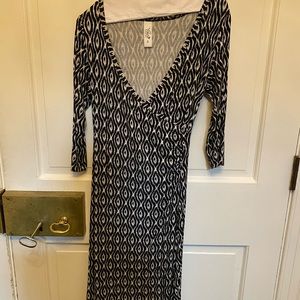 V-Neck Pattern Midi Dress